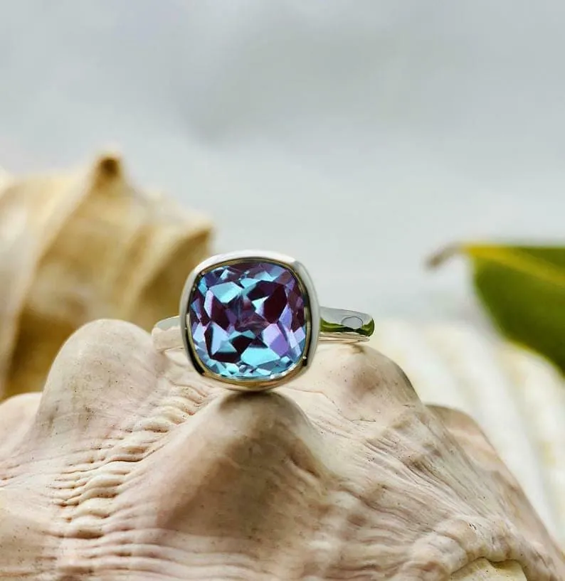 Alexandrite Ring Genuine Gemstone Ring 925 Sterling Silver Handmade Ring For Women Bridal Gift For Her Unique Birthstone Ring Promise Ring