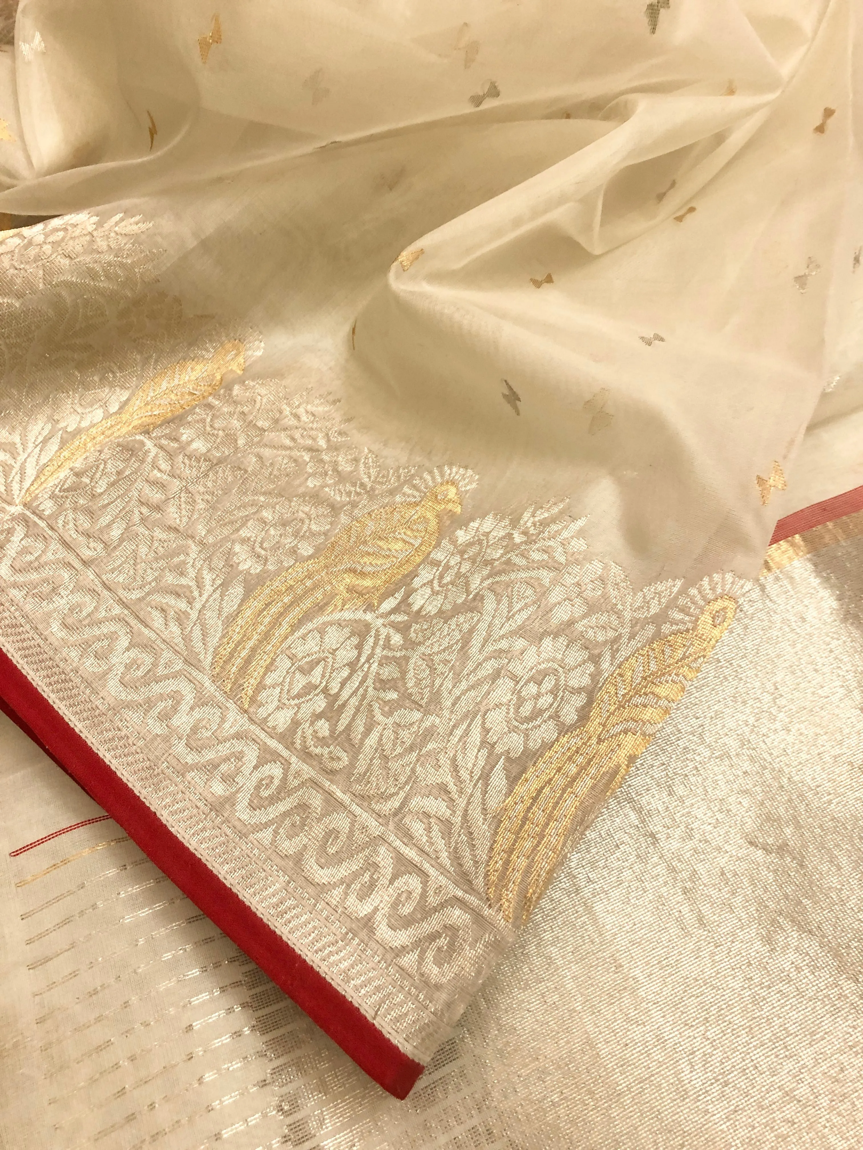 Cream White Color Pure Chanderi Silk Banarasi Saree with Meenakari Work