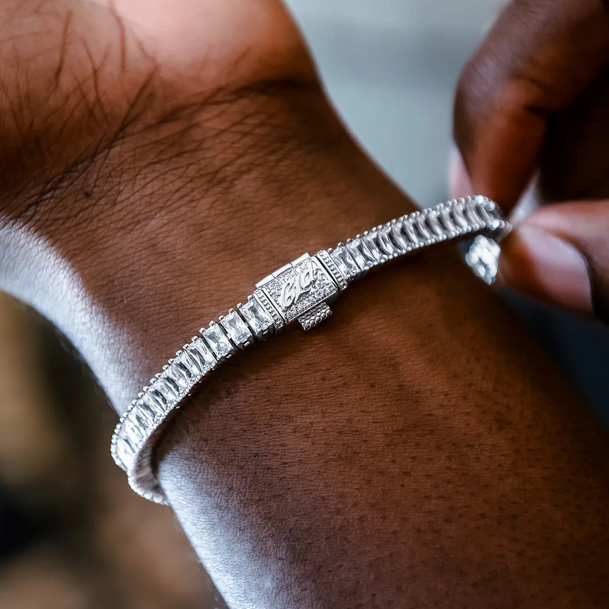 Diamond Baguette Tennis Bracelet in White Gold- 6mm