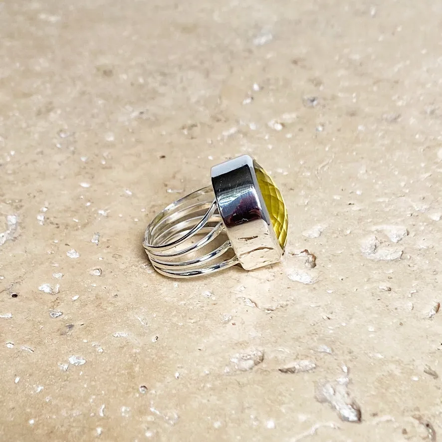 Lemon Quartz Rose Cut Ring - Lila