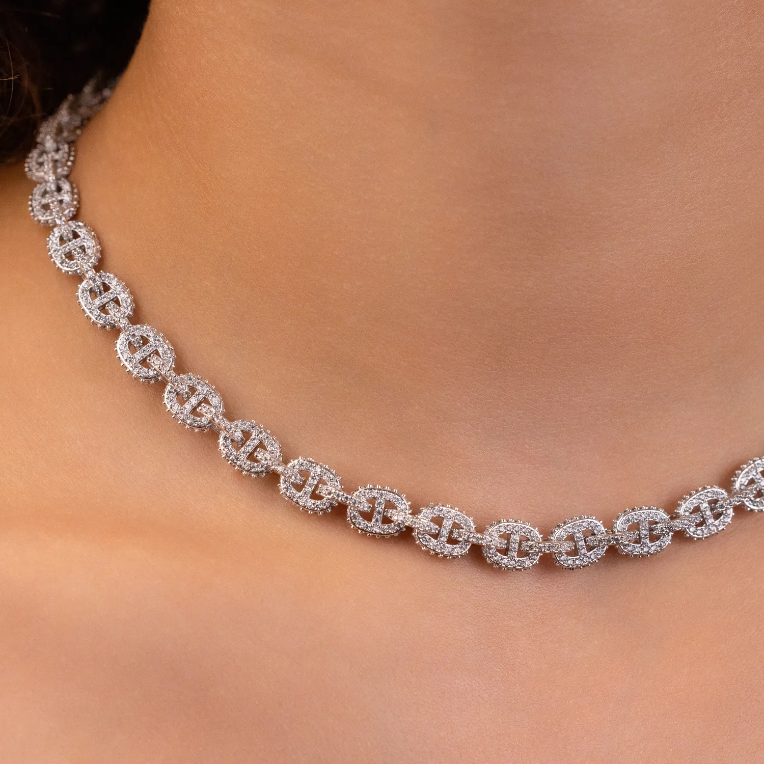 Micro Valentina Necklace in White Gold