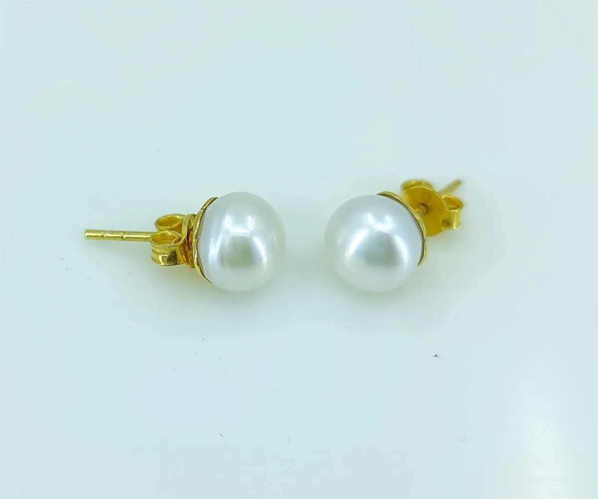 Navya Craft Gold Plated Freshwater Pearl 925 Solid Sterling Silver Handmade Ear-Stud