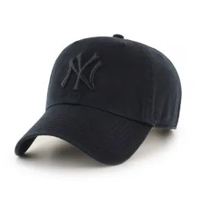 NY Yankees Clean Up