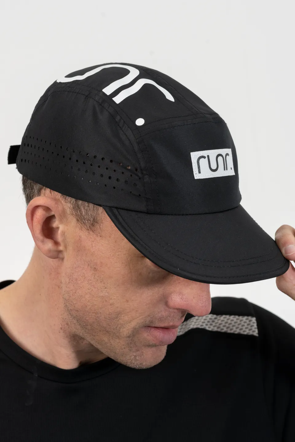 Runr Berlin Technical Running Hat