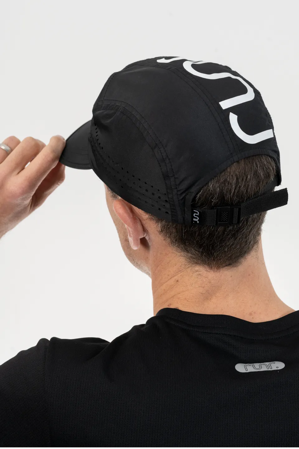 Runr Berlin Technical Running Hat