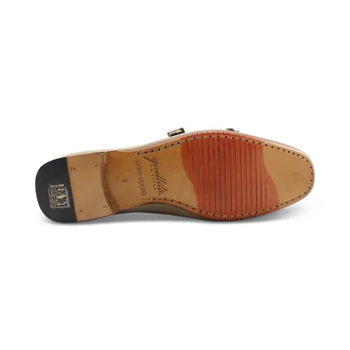 Slippers in camoscio tortora con doppia fibbia