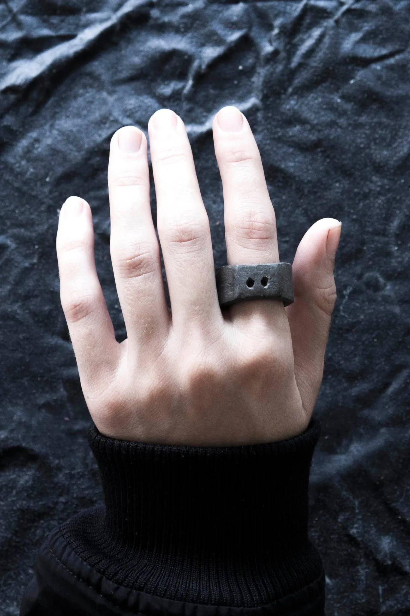 Subtraction Medium Ring