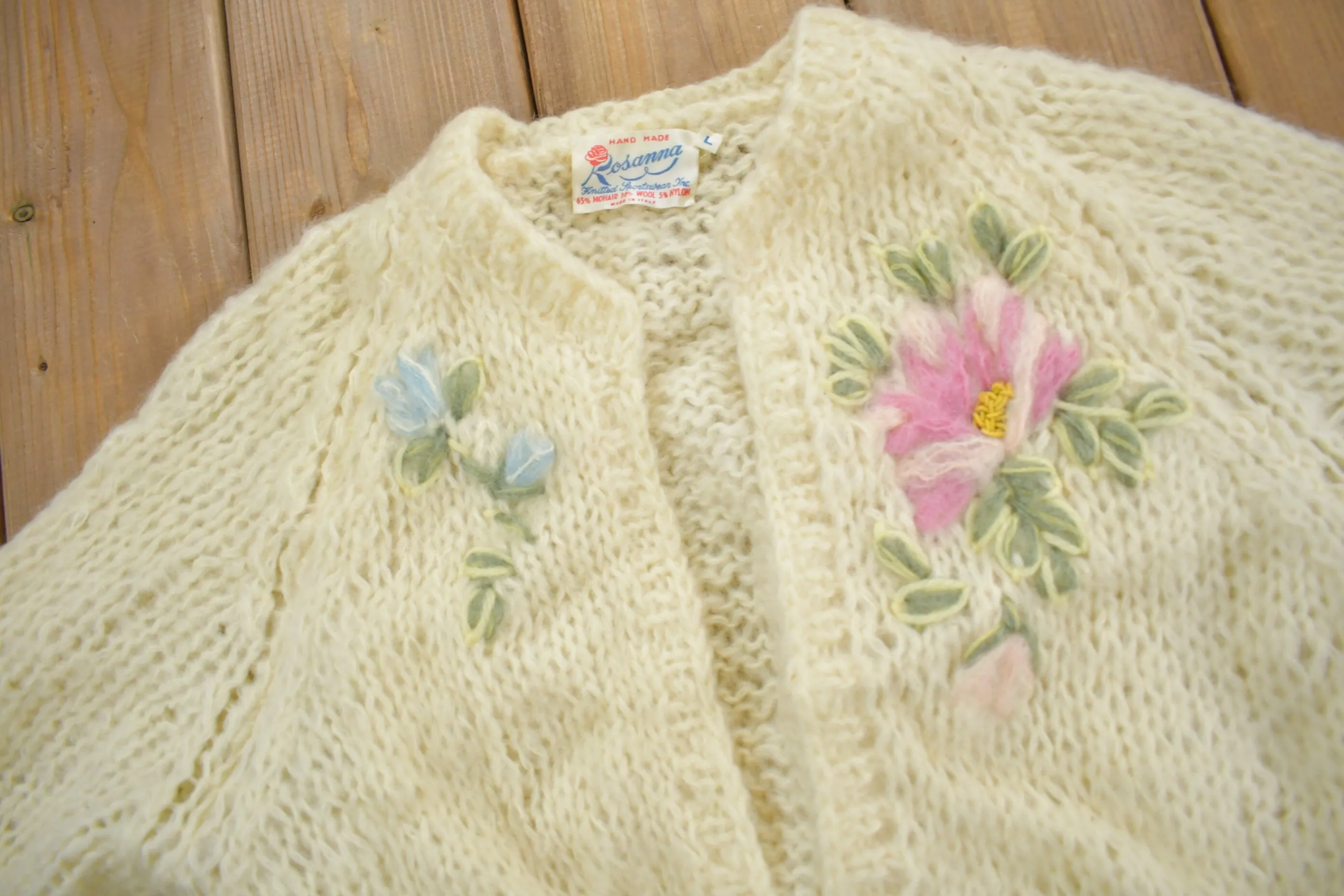 Vintage 1970s Rosanna Mohair Wool Blend Knit Sweater / Vintage 90s Crewneck / Made In Italy / Vintage Knit / Floral Embroidery