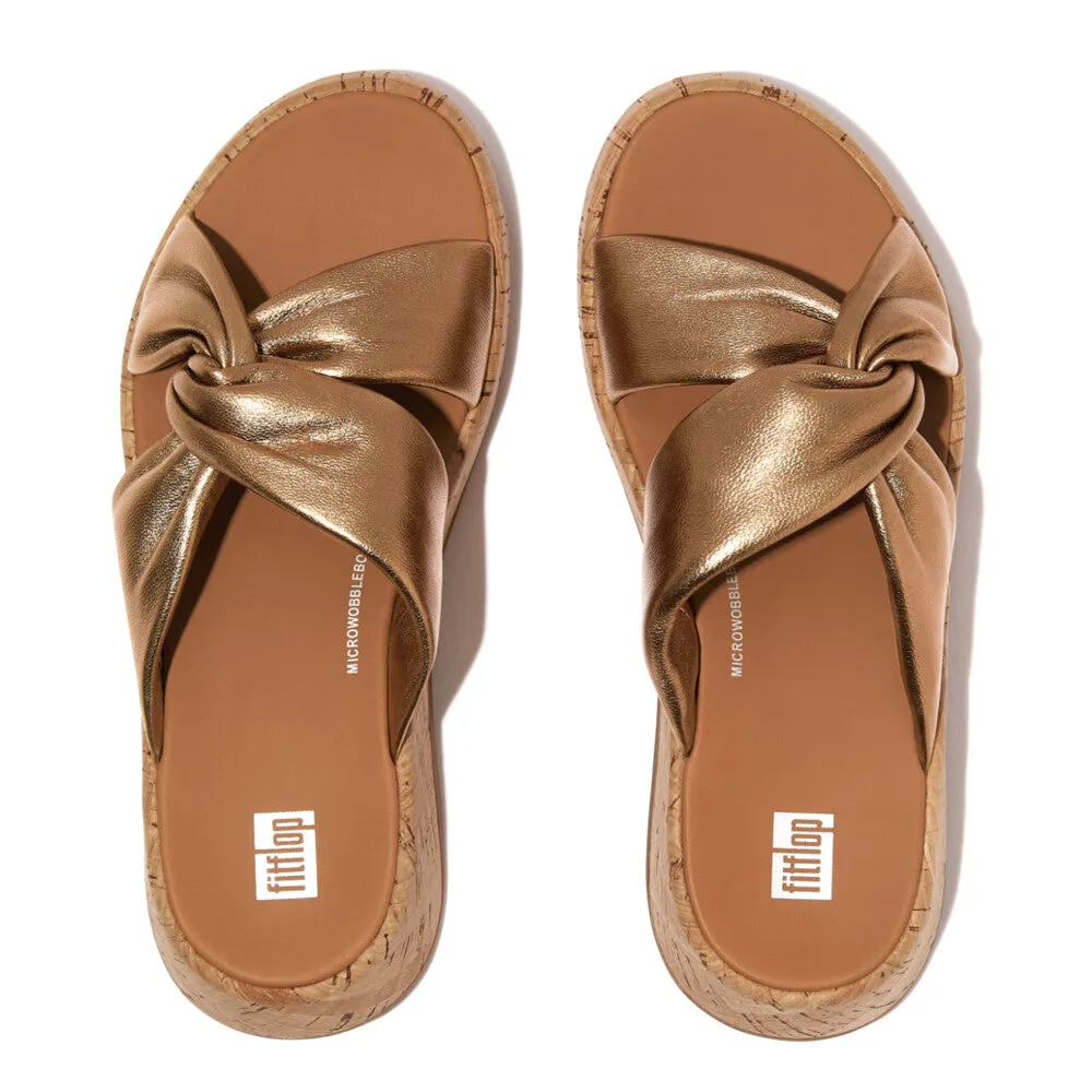 รองเท้าแตะ ผู้หญิง รุ่น F-MODE METALLIC LEATHER-TWIST FLATFORM SLIDES (CORK WRAP)